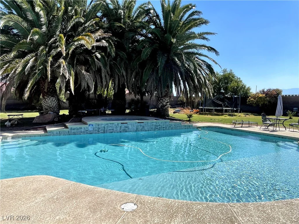 6445 Ponderosa, Las Vegas, NV 89118