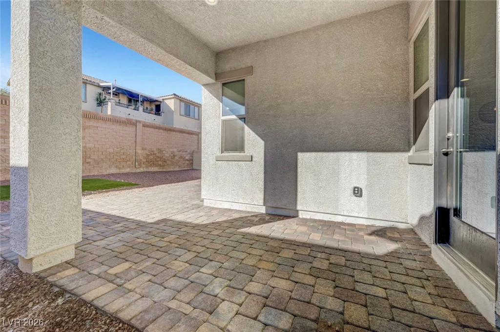 6117 Bugsy, North Las Vegas, NV 89081