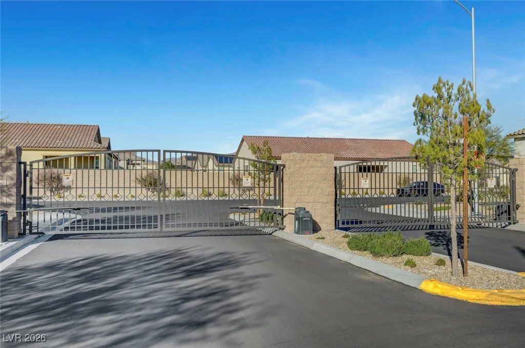 6117 Bugsy, North Las Vegas, NV 89081