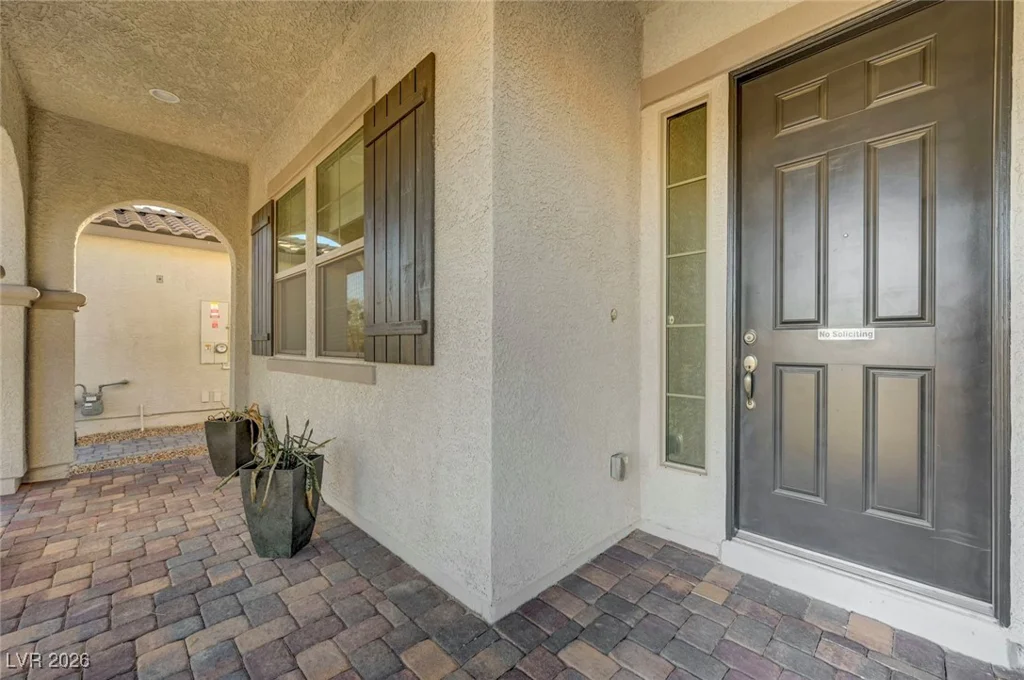 6117 Bugsy, North Las Vegas, NV 89081