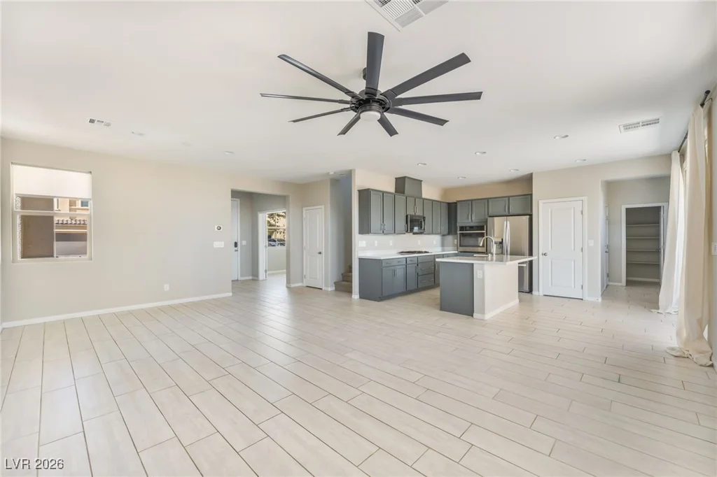 8020 California Pine, Las Vegas, NV 89166