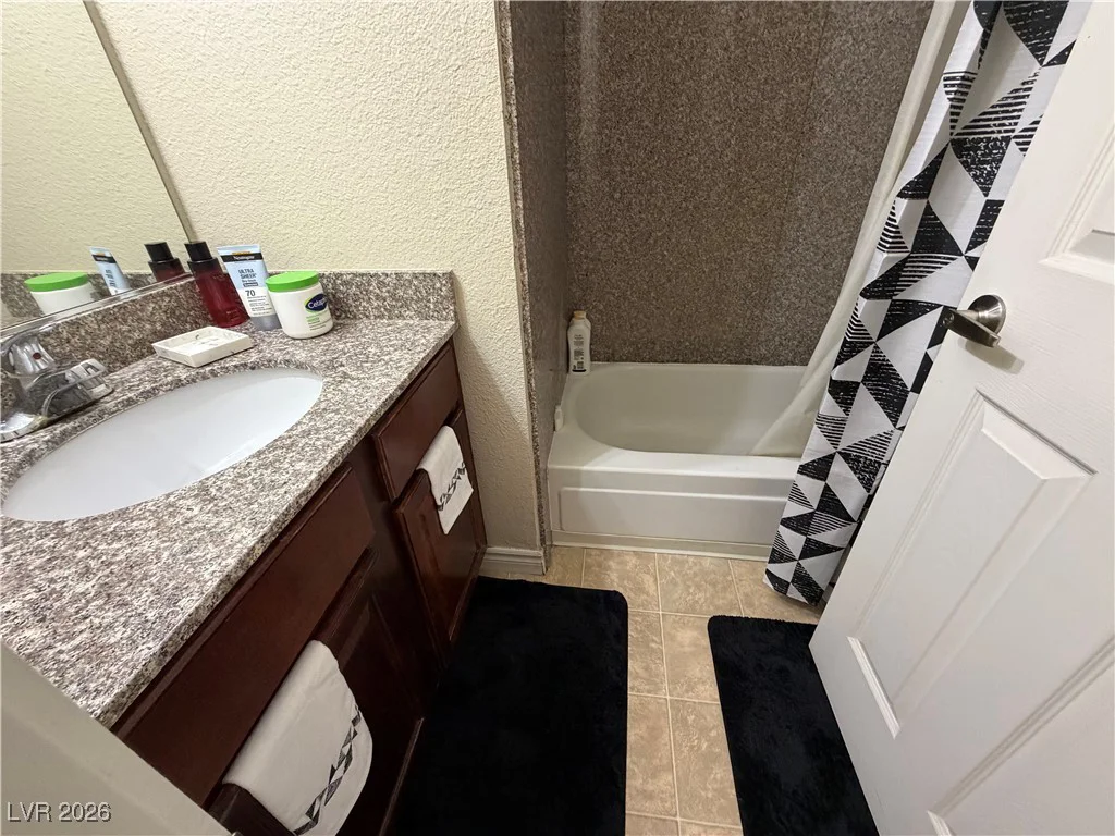 5240 Indian River, Las Vegas, NV 89103