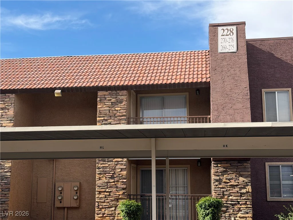 5240 Indian River, Las Vegas, NV 89103