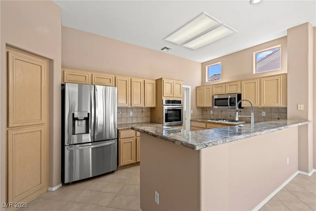 2413 Bluffton, Las Vegas, NV 89134