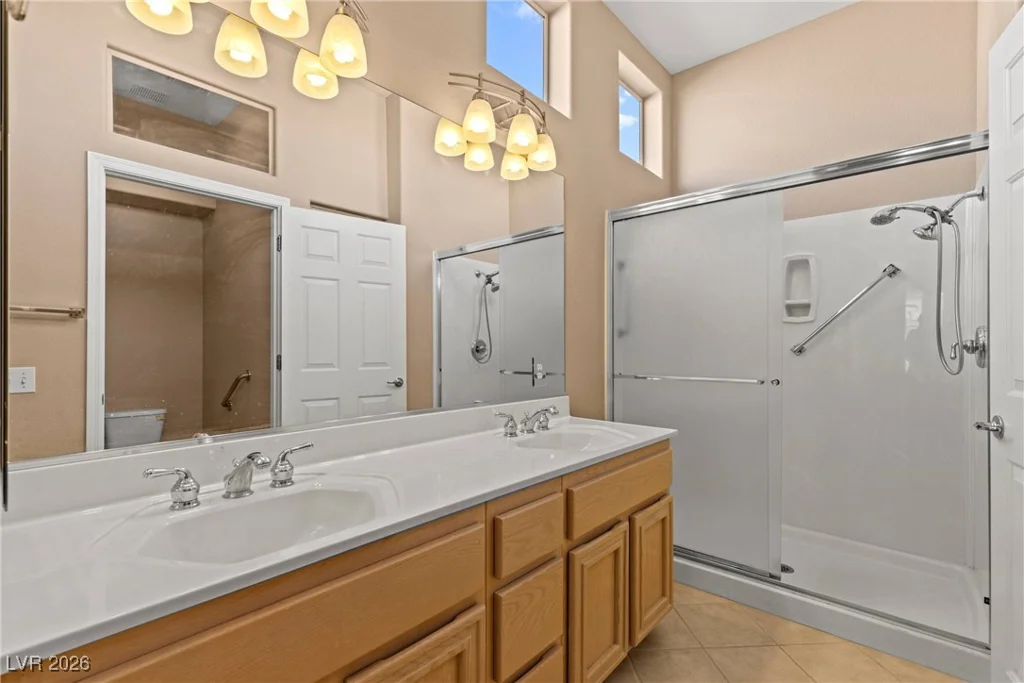 2413 Bluffton, Las Vegas, NV 89134