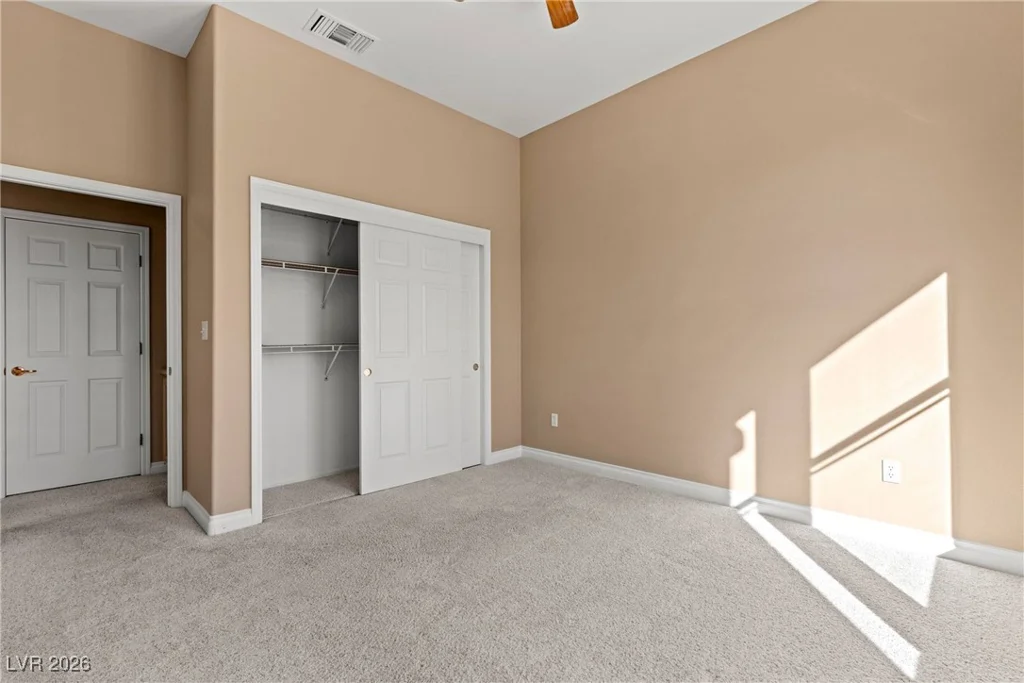 2413 Bluffton, Las Vegas, NV 89134