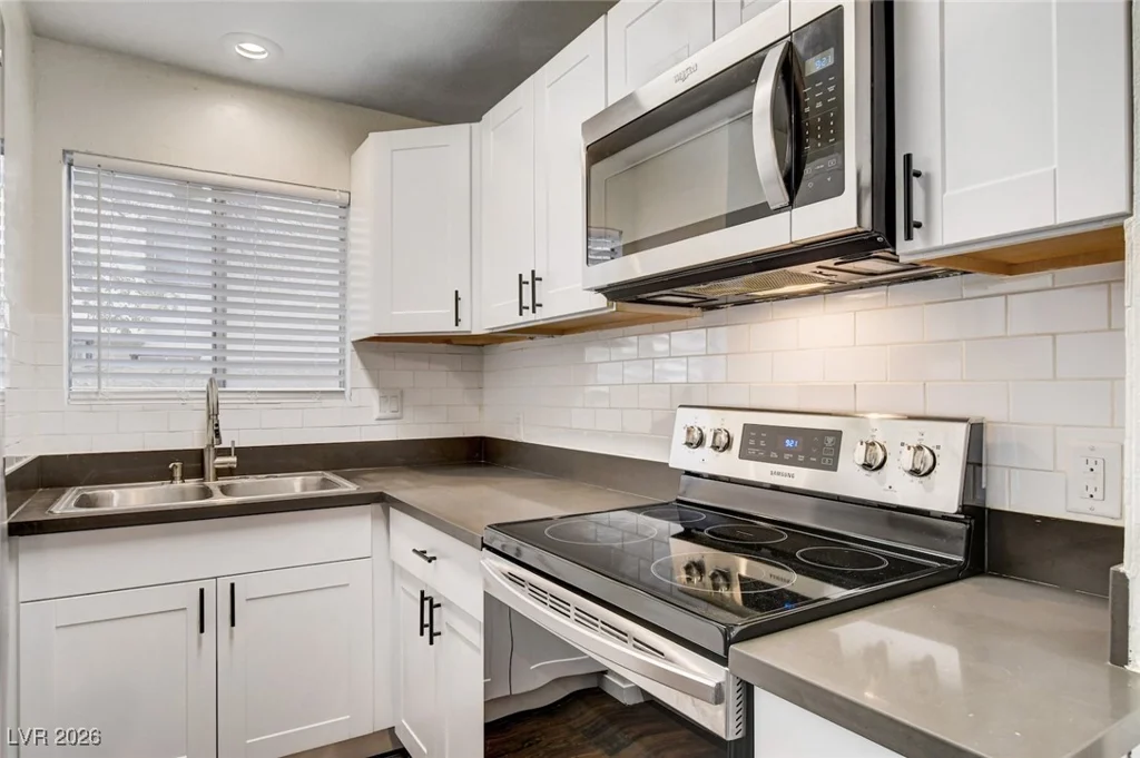 5023 Spencer, Las Vegas, NV 89119