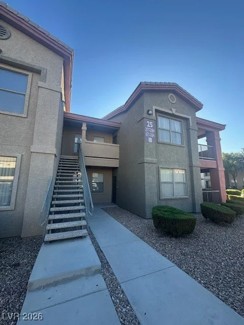 8000 Badura, Las Vegas, NV 89113