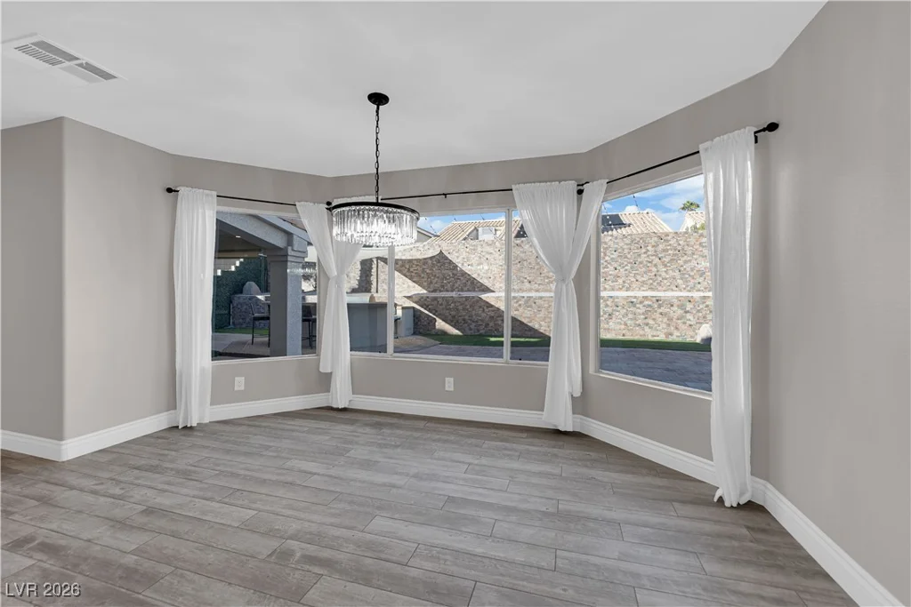3637 Carol Lark, Las Vegas, NV 89129