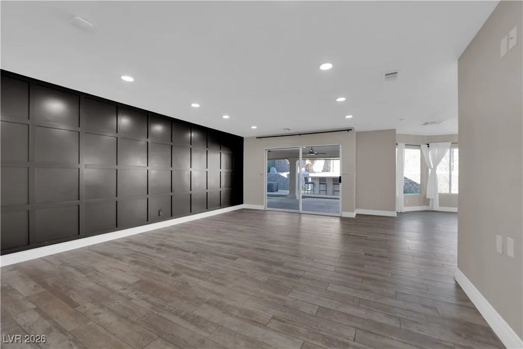 3637 Carol Lark, Las Vegas, NV 89129