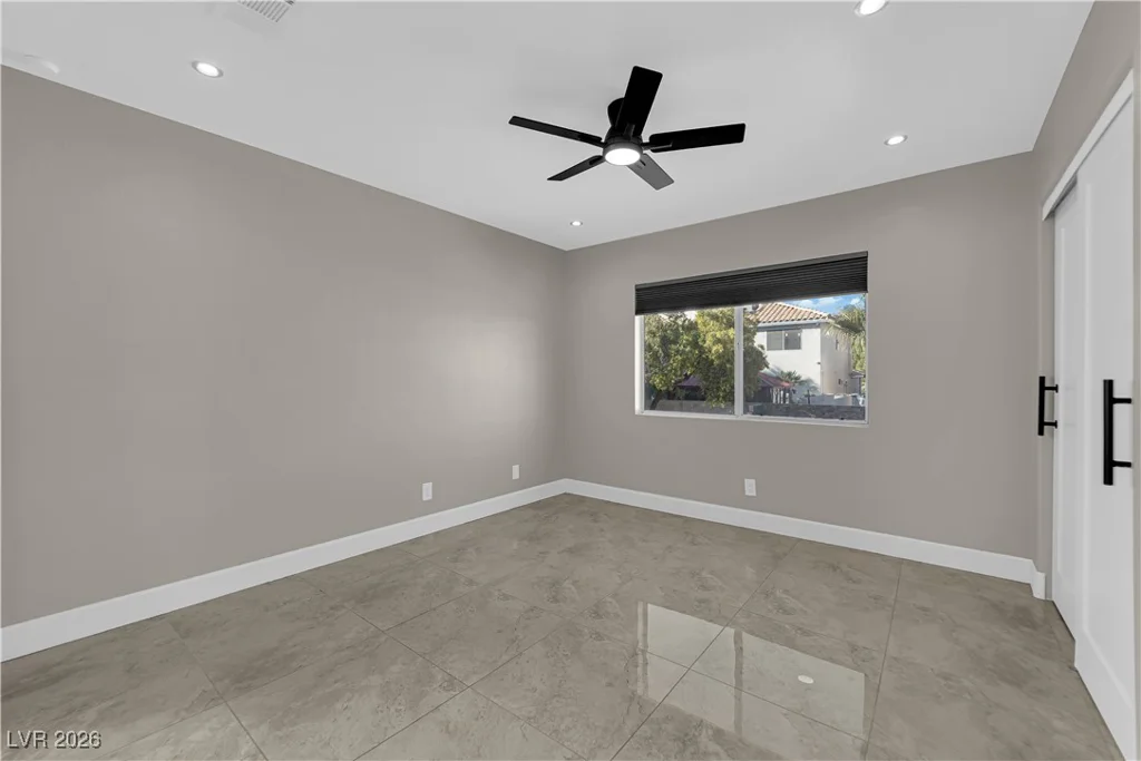 3637 Carol Lark, Las Vegas, NV 89129