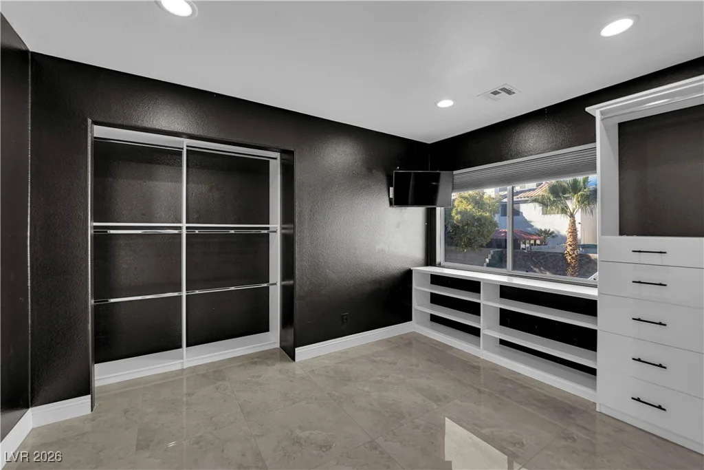 3637 Carol Lark, Las Vegas, NV 89129