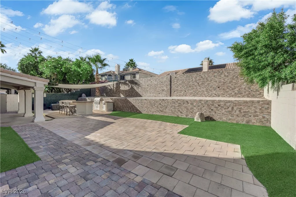 3637 Carol Lark, Las Vegas, NV 89129