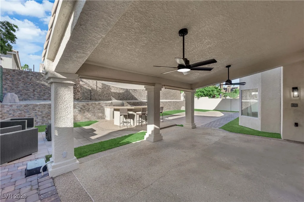 3637 Carol Lark, Las Vegas, NV 89129