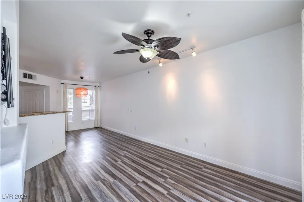 7119 Durango, Las Vegas, NV 89113