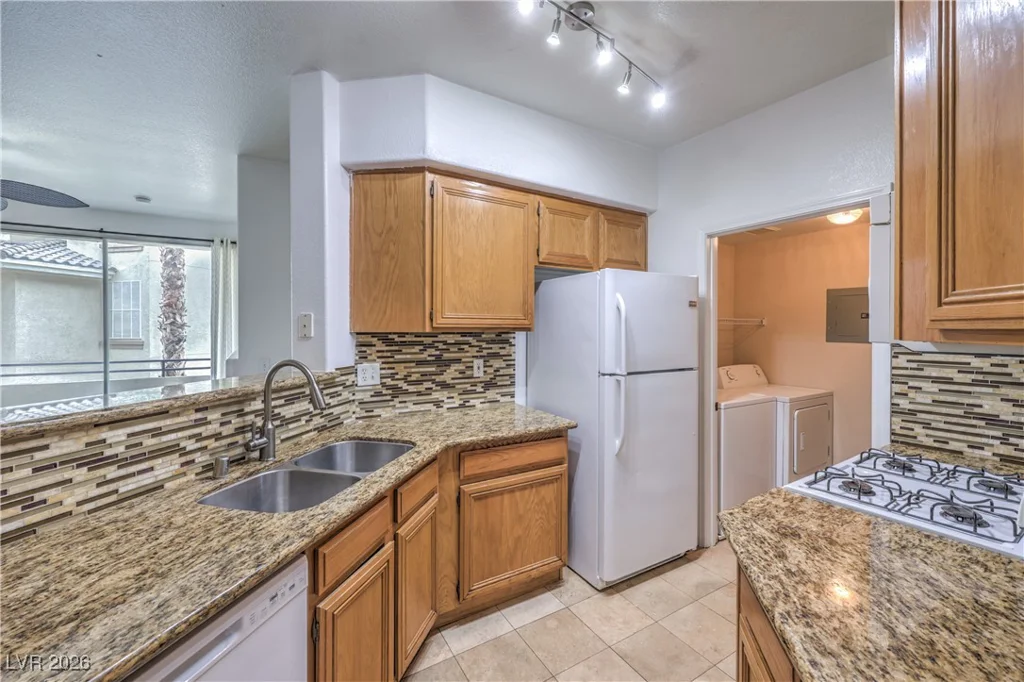 7119 Durango, Las Vegas, NV 89113