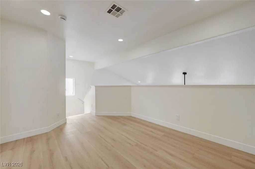 56 Belle Ridge, Las Vegas, NV 89123