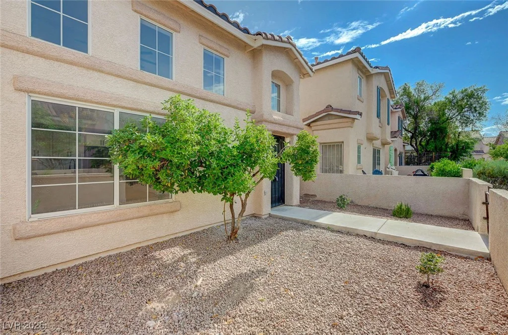 56 Belle Ridge, Las Vegas, NV 89123