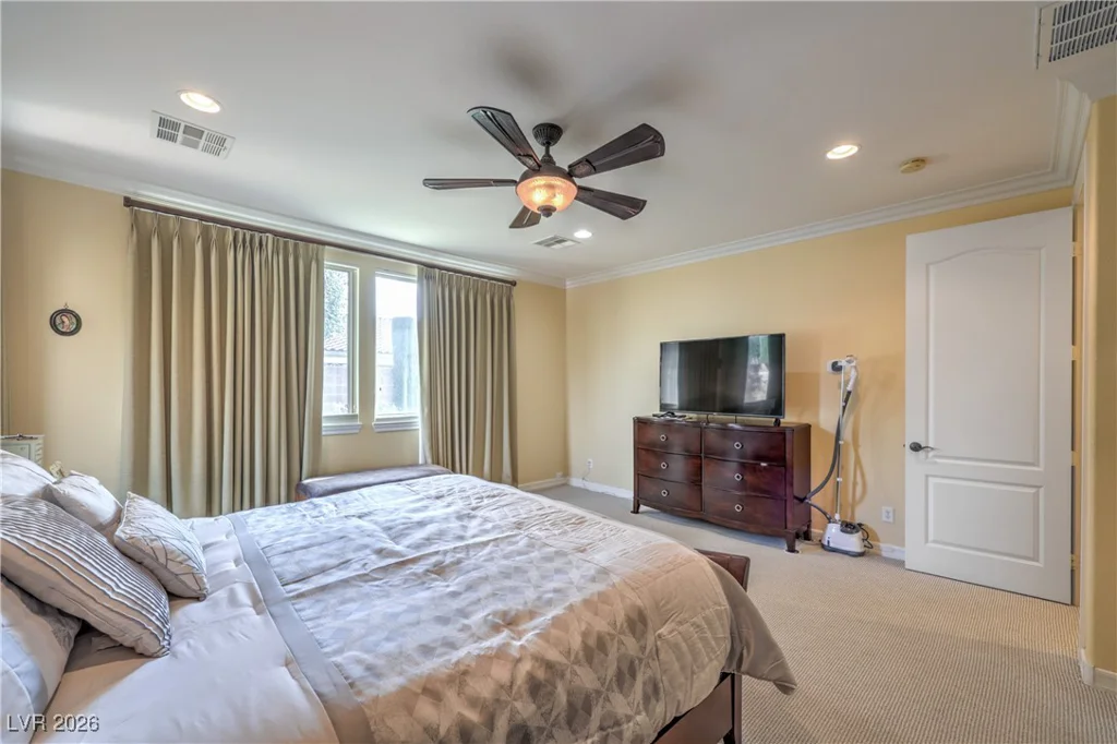 10016 Desert Alcove, Las Vegas, NV 89178