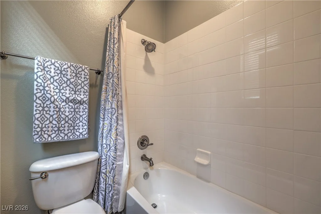 10016 Desert Alcove, Las Vegas, NV 89178