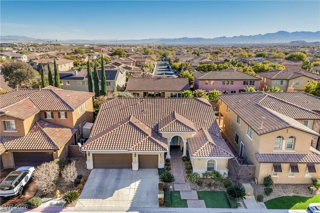 10016 Desert Alcove, Las Vegas, NV 89178
