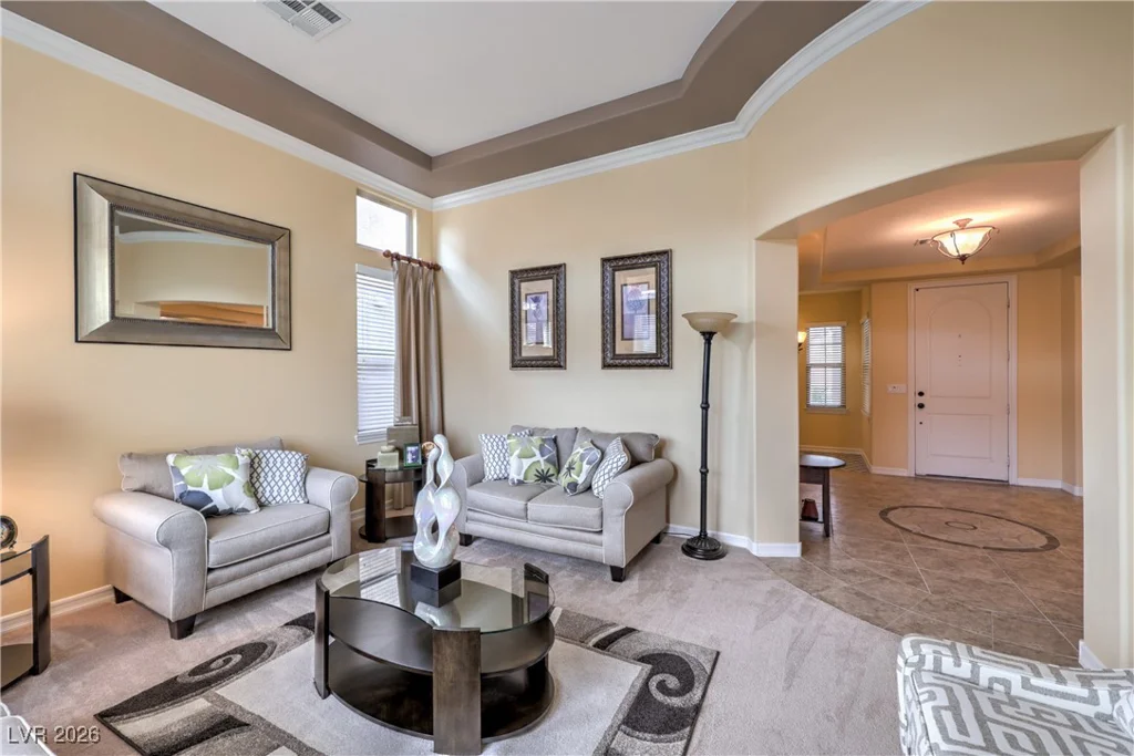 10016 Desert Alcove, Las Vegas, NV 89178