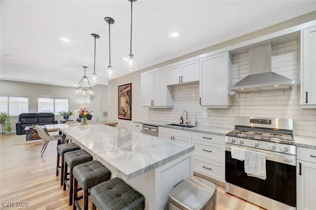 7450 Eastern, Las Vegas, NV 89123