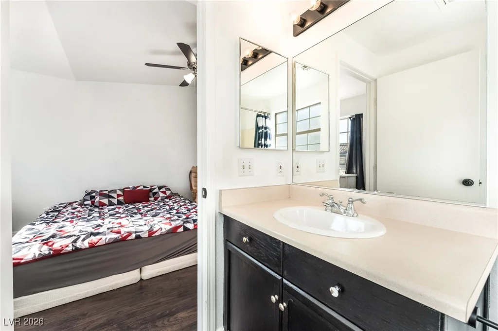 5330 Charleston, Las Vegas, NV 89142