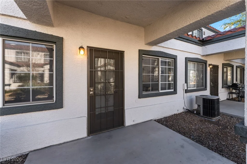 5330 Charleston, Las Vegas, NV 89142