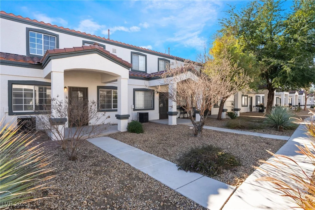 5330 Charleston, Las Vegas, NV 89142