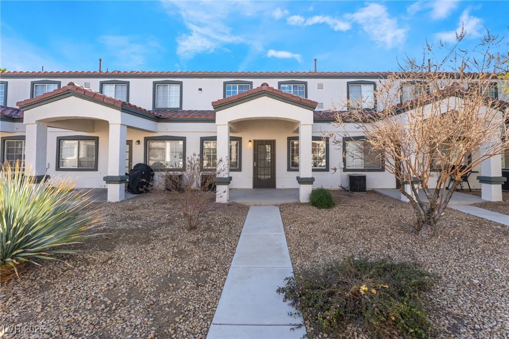 5330 Charleston, Las Vegas, NV 89142