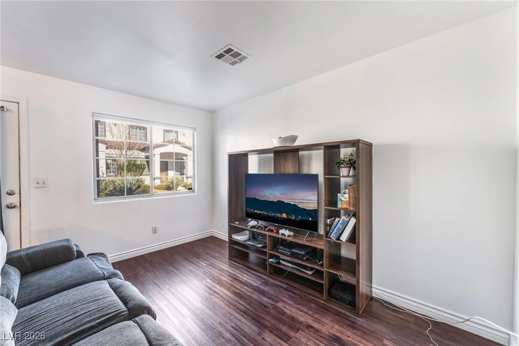 5330 Charleston, Las Vegas, NV 89142