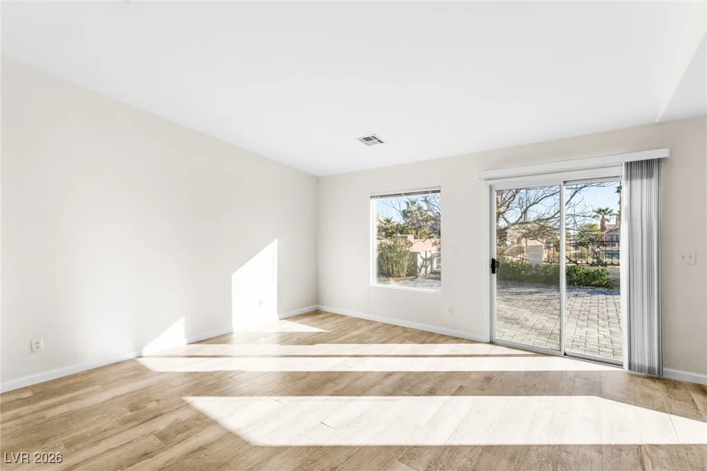 5404 Lonesome Biker, Las Vegas, NV 89113