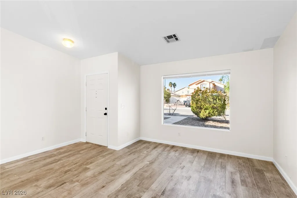 5404 Lonesome Biker, Las Vegas, NV 89113