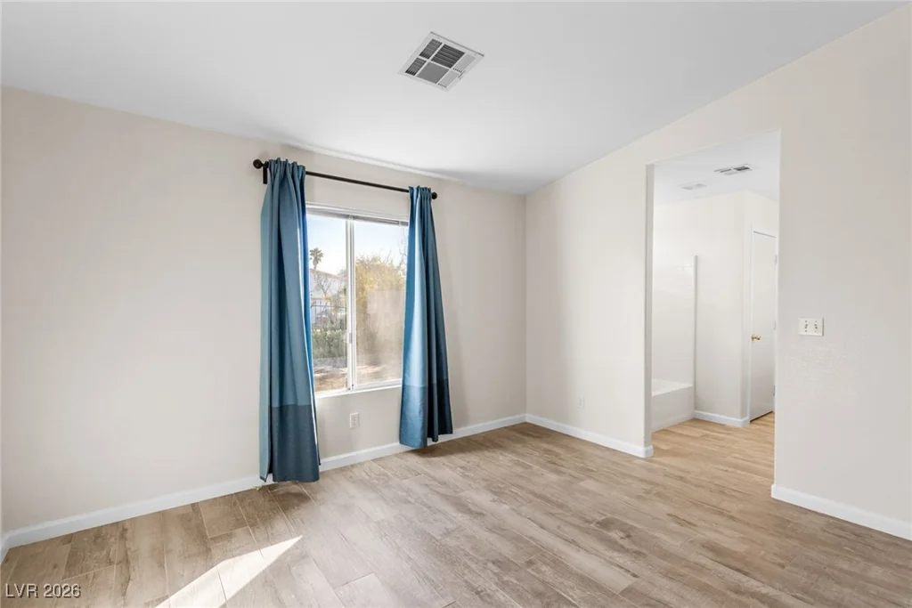 5404 Lonesome Biker, Las Vegas, NV 89113
