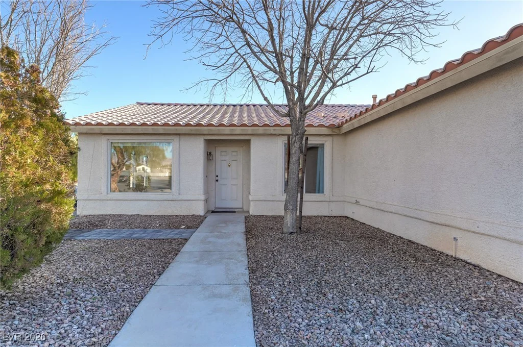 5404 Lonesome Biker, Las Vegas, NV 89113