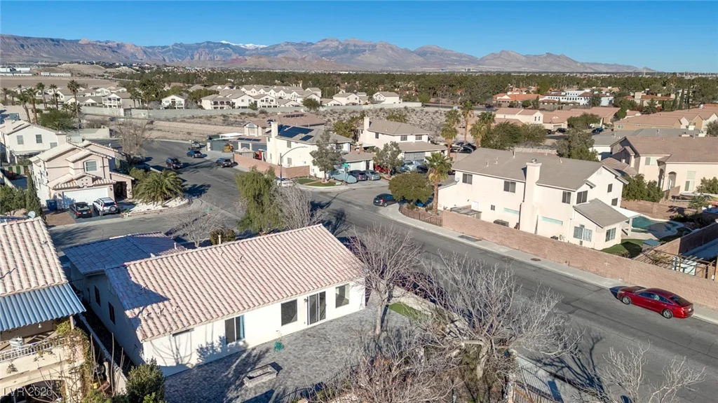 5404 Lonesome Biker, Las Vegas, NV 89113