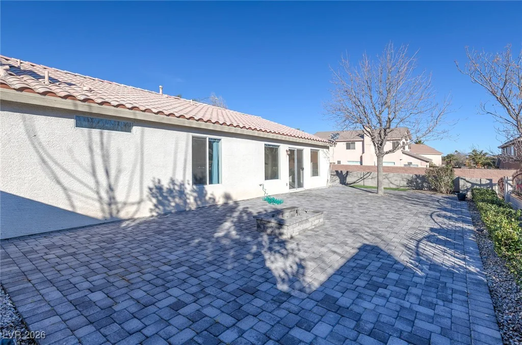 5404 Lonesome Biker, Las Vegas, NV 89113
