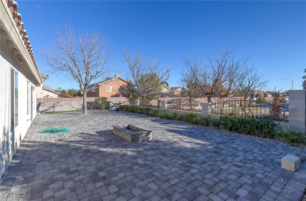 5404 Lonesome Biker, Las Vegas, NV 89113