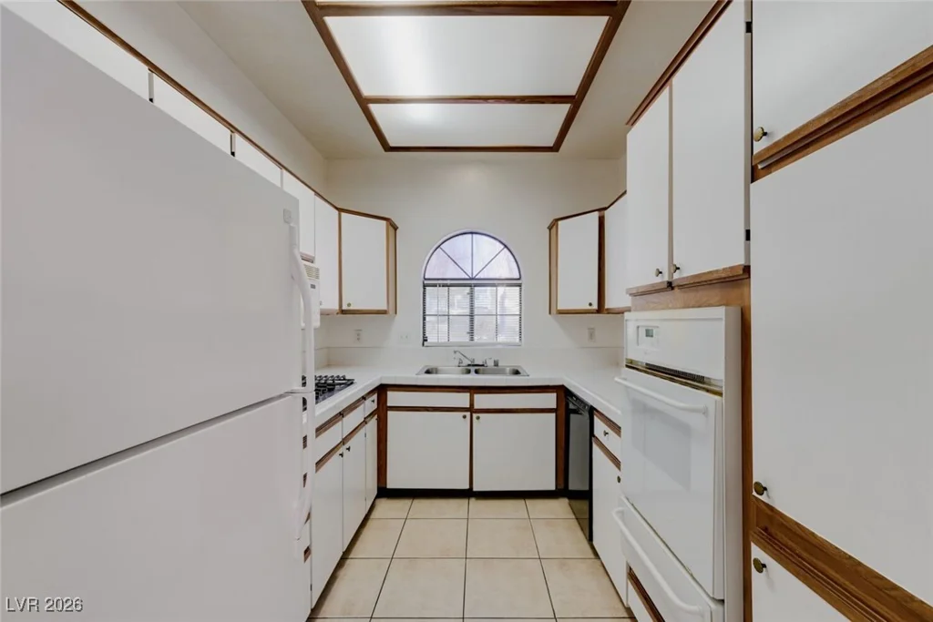 1421 Santa Margarita, Las Vegas, NV 89146