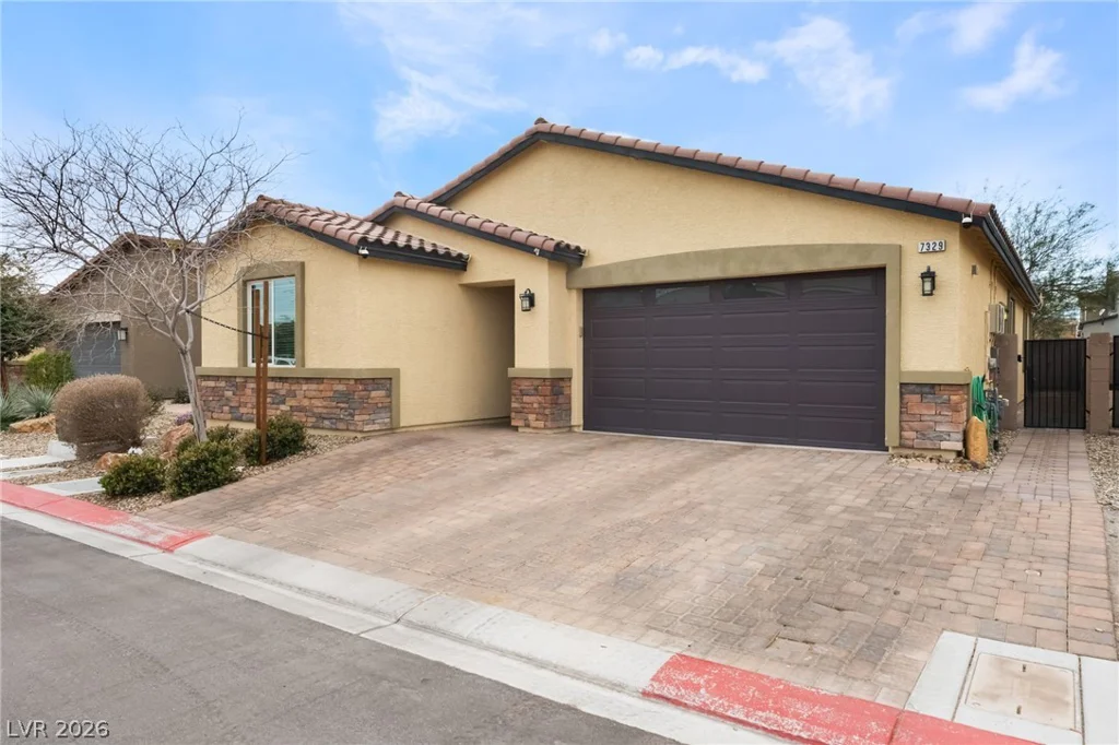 7329 Bedazzle, North Las Vegas, NV 89084