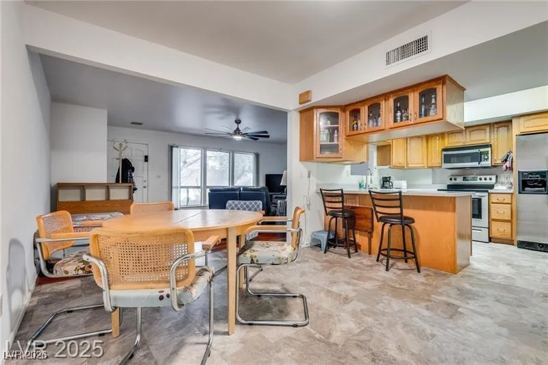 3767 Monument, Las Vegas, NV 89121