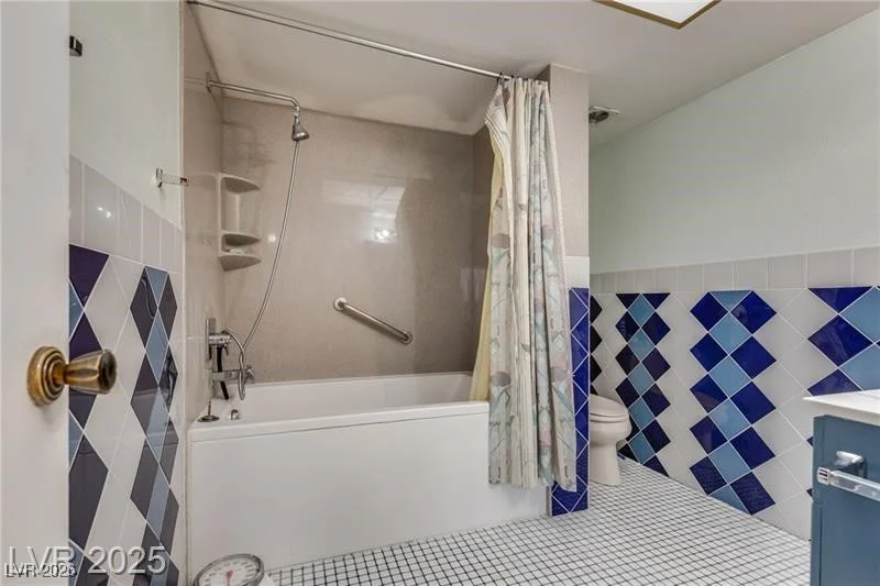 3767 Monument, Las Vegas, NV 89121