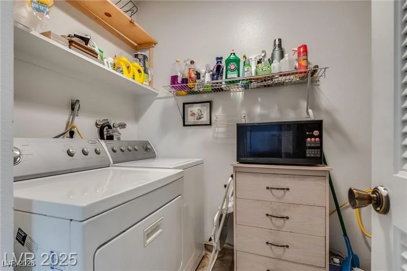 3767 Monument, Las Vegas, NV 89121