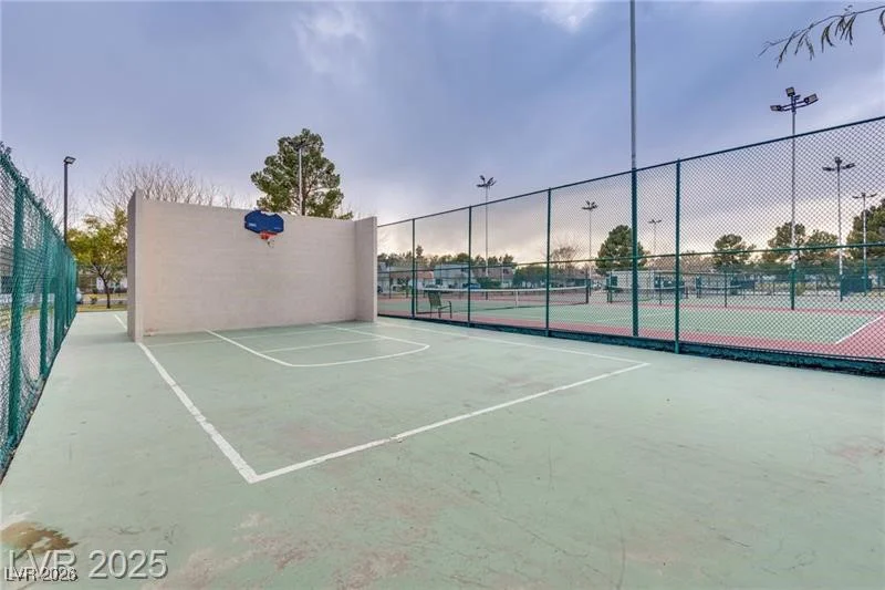 3767 Monument, Las Vegas, NV 89121