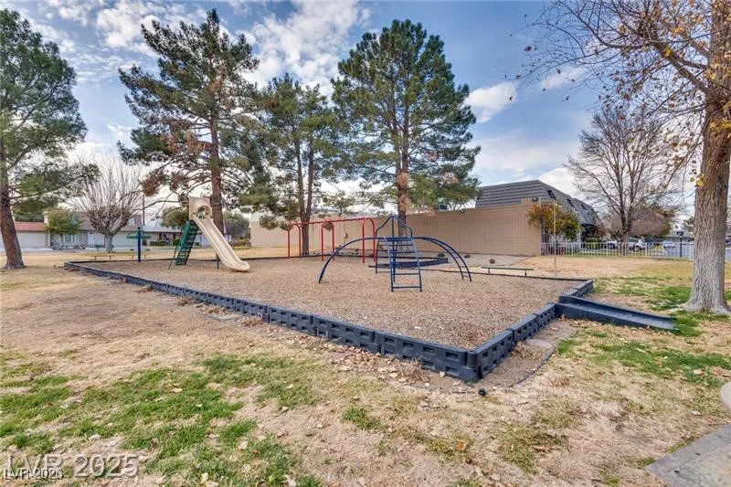 3767 Monument, Las Vegas, NV 89121