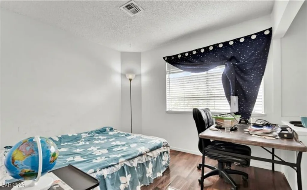 6133 Meadowgrass, Las Vegas, NV 89103