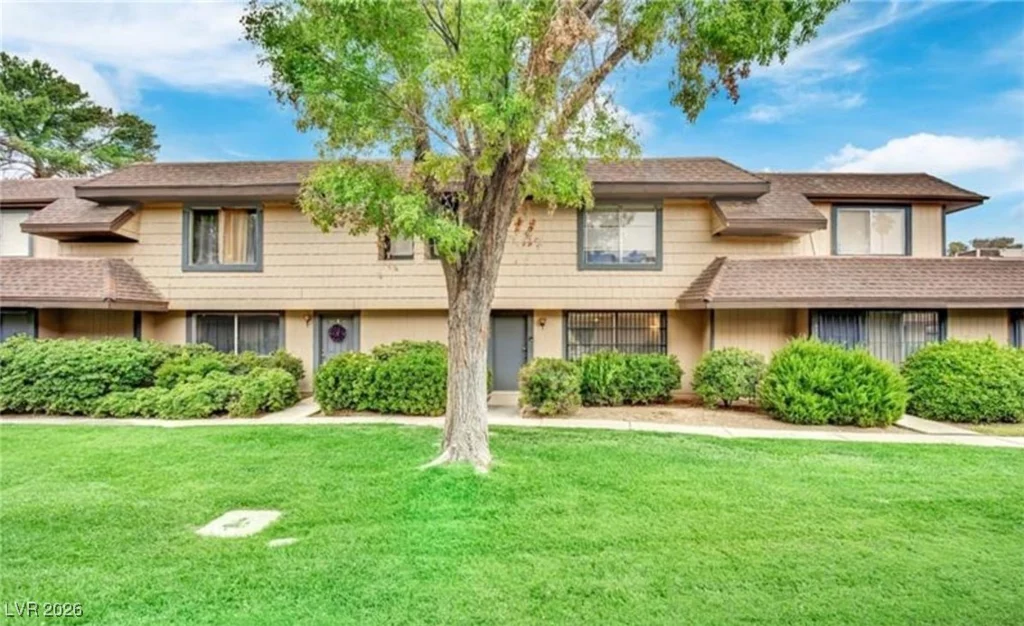6133 Meadowgrass, Las Vegas, NV 89103
