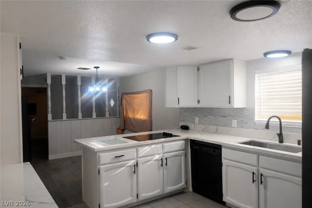 3633 Montego, Las Vegas, NV 89121