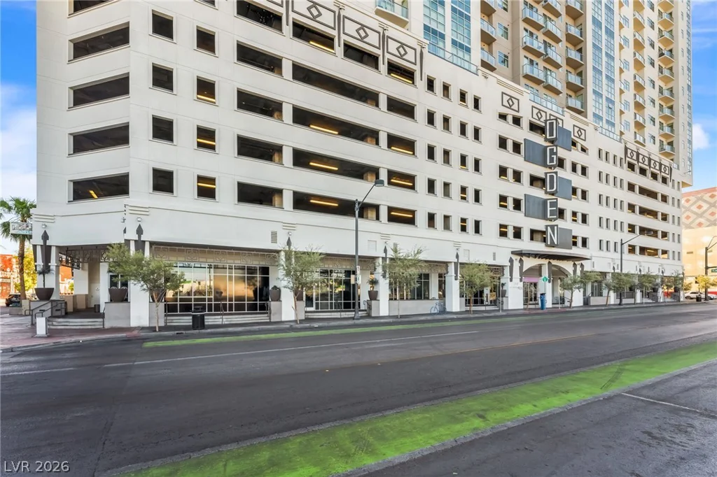 150 Las Vegas, Las Vegas, NV 89101